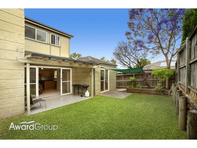 8/16 Wyldwood Crescent, Baulkham Hills NSW 2153