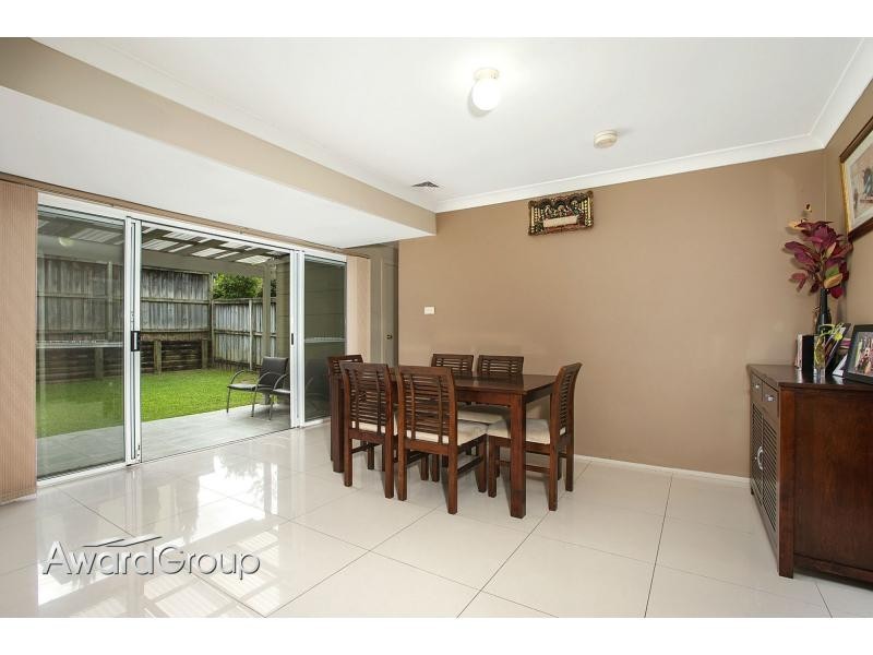 8/16 Wyldwood Crescent, Baulkham Hills NSW 2153