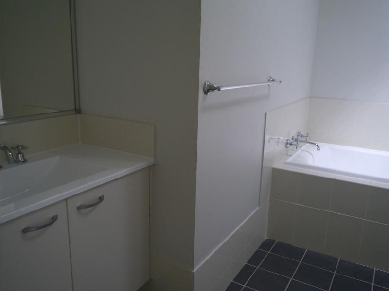 128 Stanhope Parkway, Stanhope Gardens NSW 2768