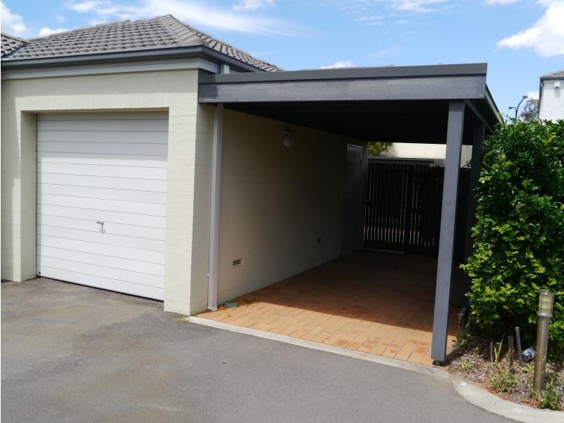 128 Stanhope Parkway, Stanhope Gardens NSW 2768