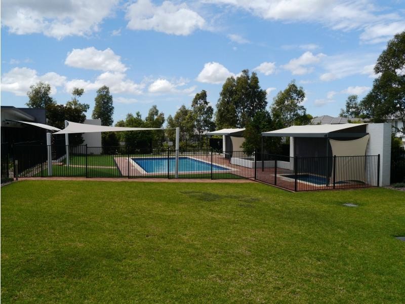 128 Stanhope Parkway, Stanhope Gardens NSW 2768
