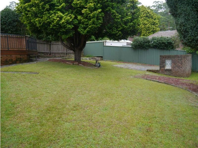 4 Gordon Crescent, Denistone NSW 2114