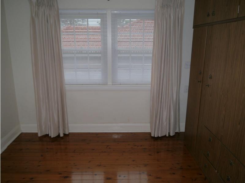 4 Gordon Crescent, Denistone NSW 2114