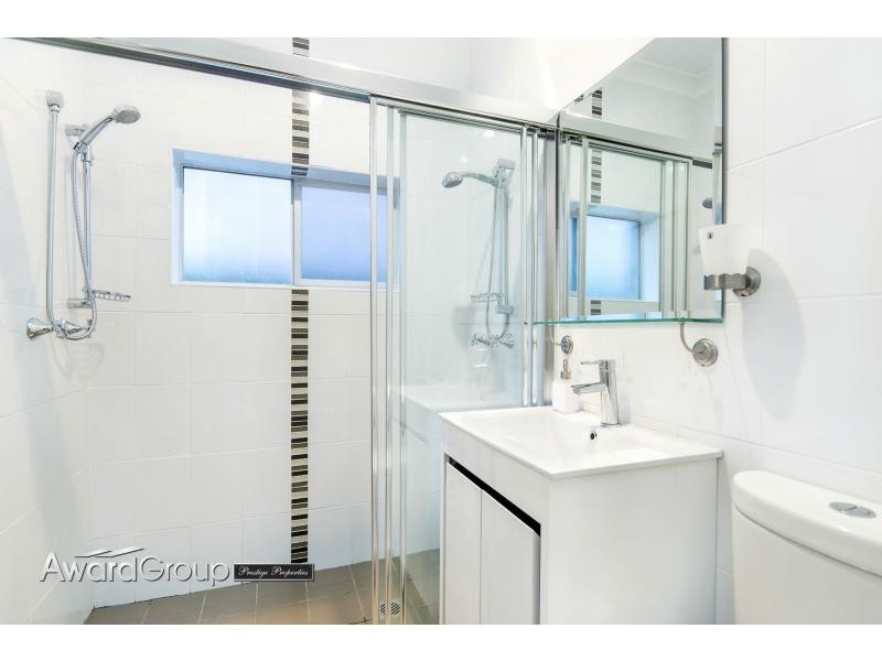 10 Lancaster Avenue, Melrose Park NSW 2114