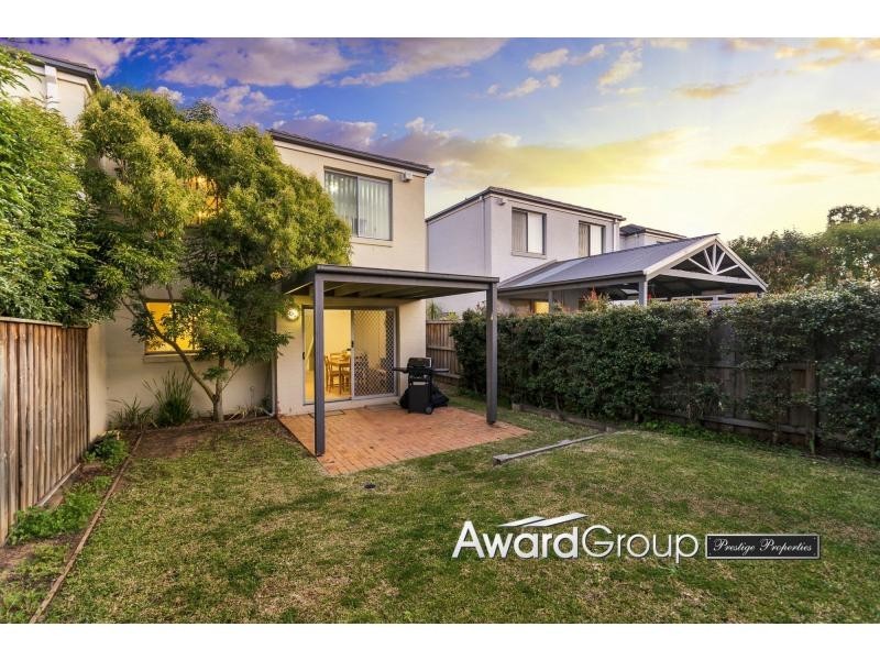 128 Stanhope (quiet Vehicle Access Via Rear Lane) Parkway, Stanhope Gardens NSW 2768