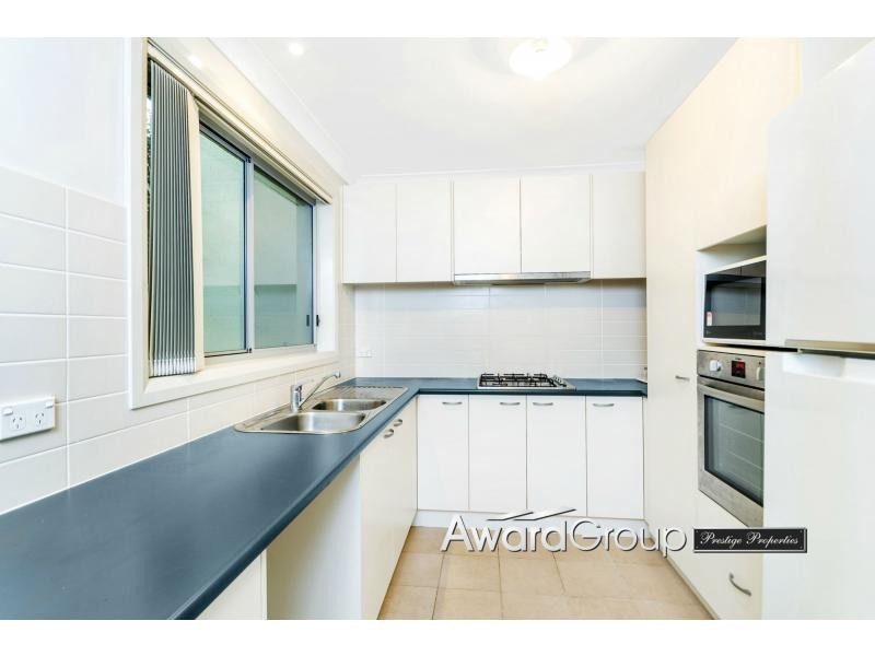 128 Stanhope (quiet Vehicle Access Via Rear Lane) Parkway, Stanhope Gardens NSW 2768