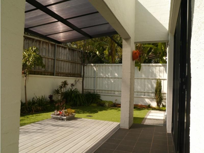 11 Baronia Circuit, Castel Estate, Castle Hill NSW 2154