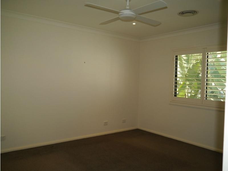 11 Baronia Circuit, Castel Estate, Castle Hill NSW 2154