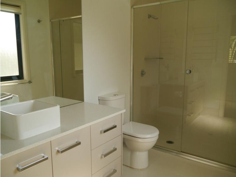 11 Baronia Circuit, Castel Estate, Castle Hill NSW 2154