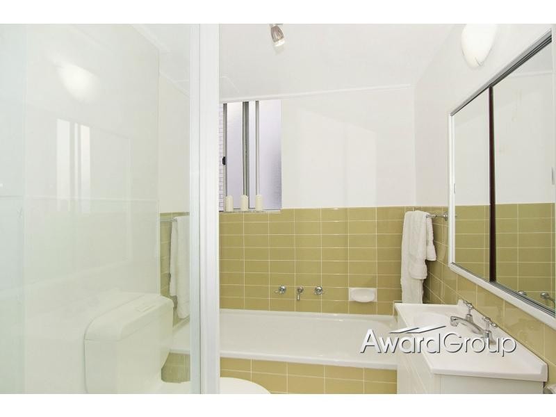 11/13-14 Bank Street, Meadowbank NSW 2114