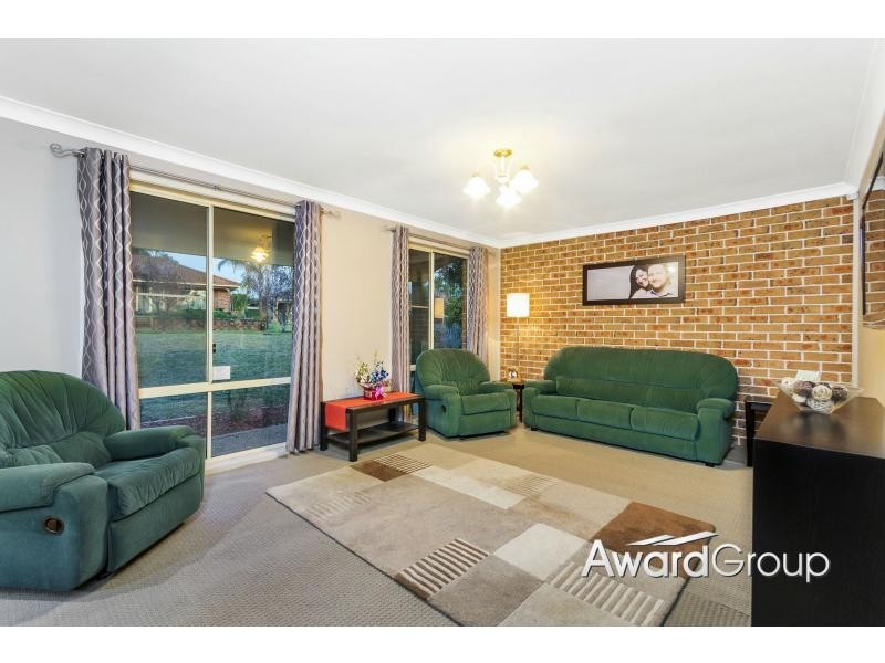 11 Samuel Place, Quakers Hill NSW 2763