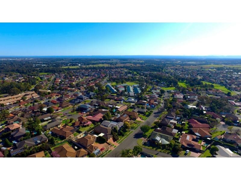 11 Samuel Place, Quakers Hill NSW 2763