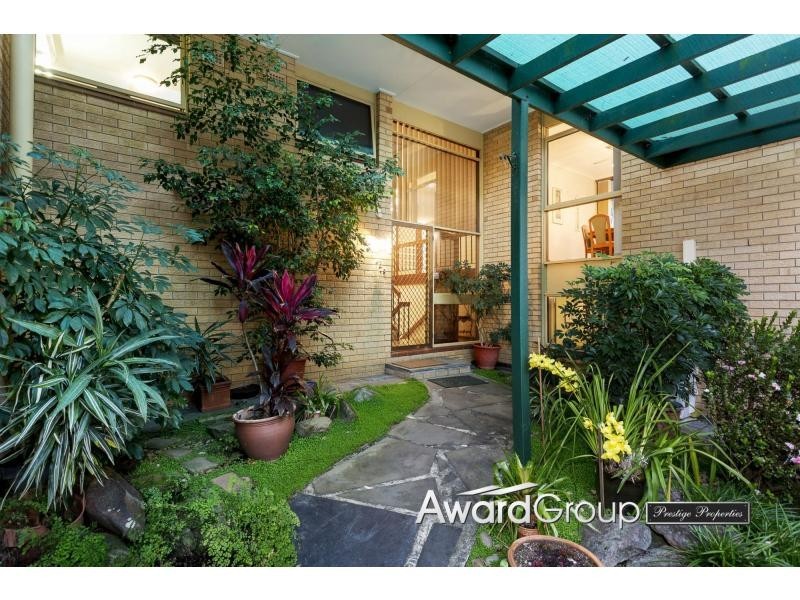 6 Kinson Crescent, Denistone NSW 2114