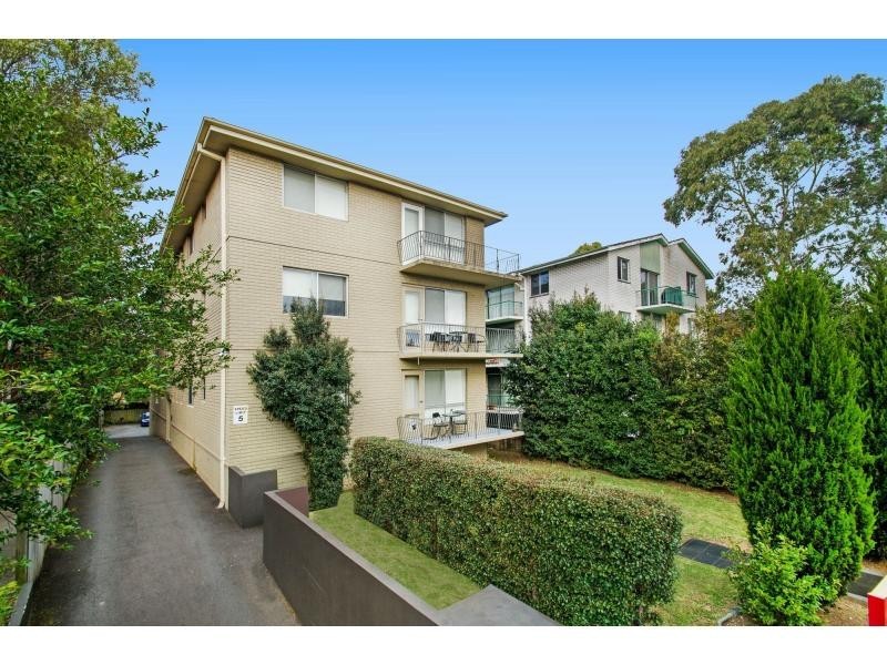 2/257 Blaxland (NOT Overlooking Blaxland Rd) Road, Ryde NSW 2112