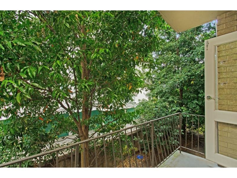 2/257 Blaxland (NOT Overlooking Blaxland Rd) Road, Ryde NSW 2112