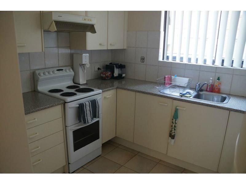 4/6 Bank Street, Meadowbank NSW 2114