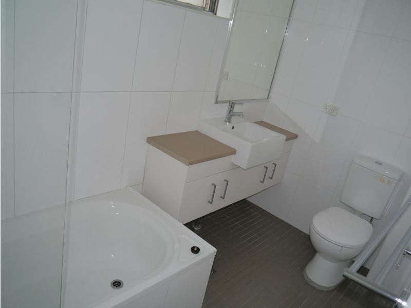 8/92 Station Street, West Ryde NSW 2114