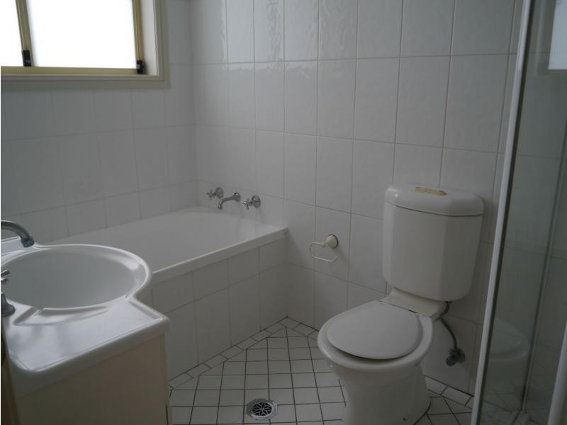 Villa 2/35 Grand Avenue, West Ryde NSW 2114