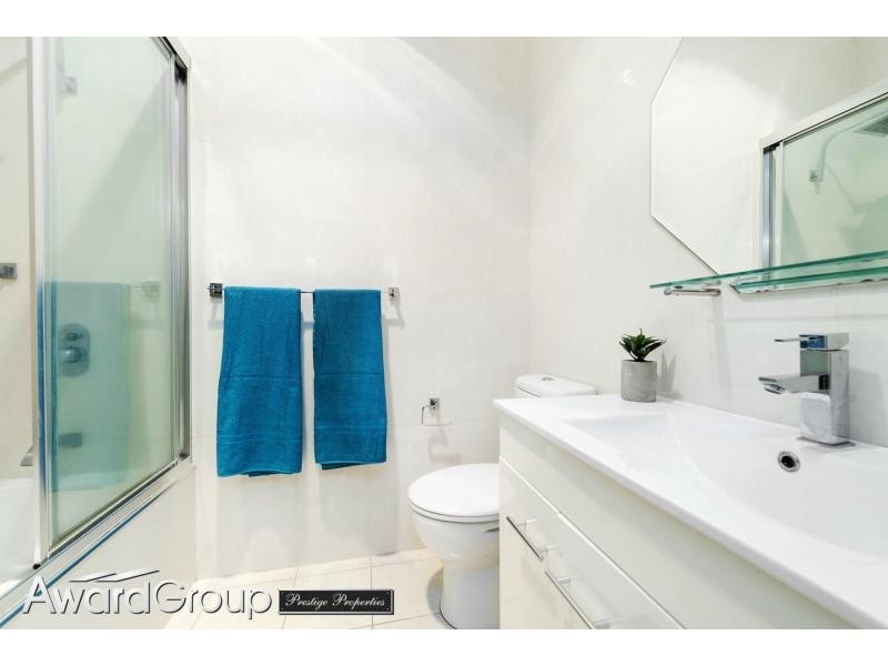 2/13 Farnell Street, West Ryde NSW 2114