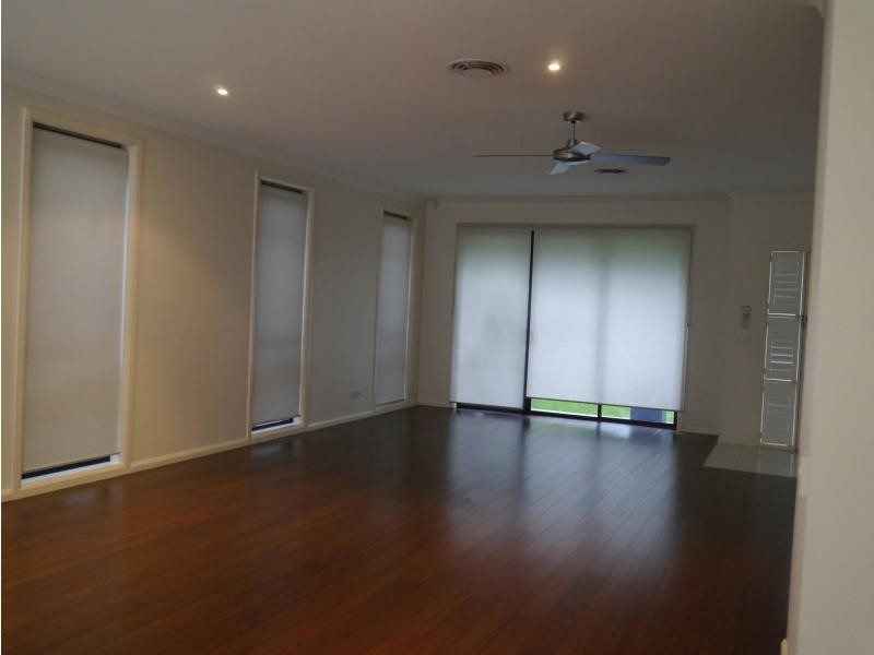 13 Baronia Circuit, Castle Hill NSW 2154