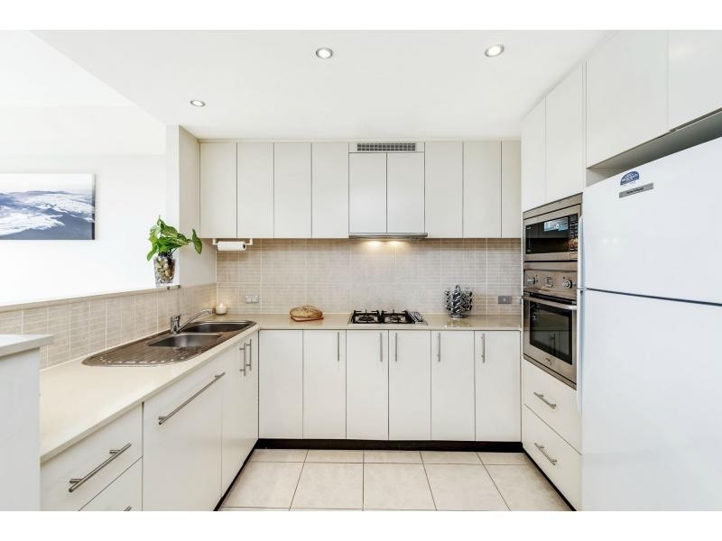 16/23 Angas Street, Meadowbank NSW 2114