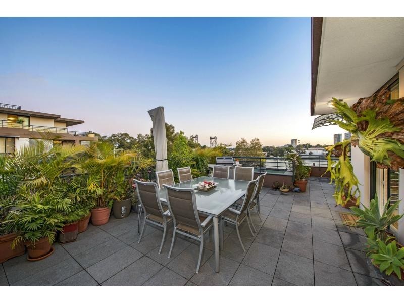 1128/100 Belmore (Penthouse Apartment) Street, Ryde NSW 2112