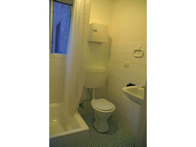 Unit 5/18 Bank Street, Meadowbank NSW 2114