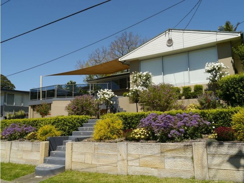 17 Caroline Chisholm Drive, Winston Hills NSW 2153