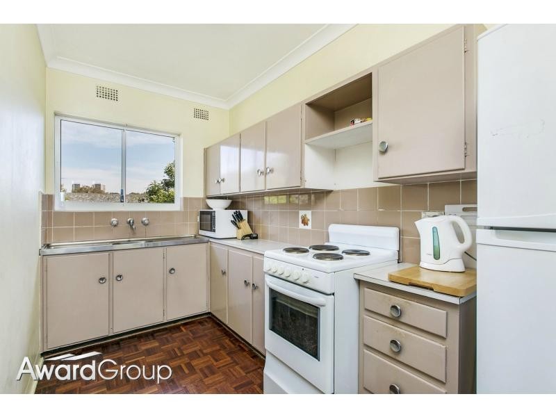 14/8 Bank Street, Meadowbank NSW 2114