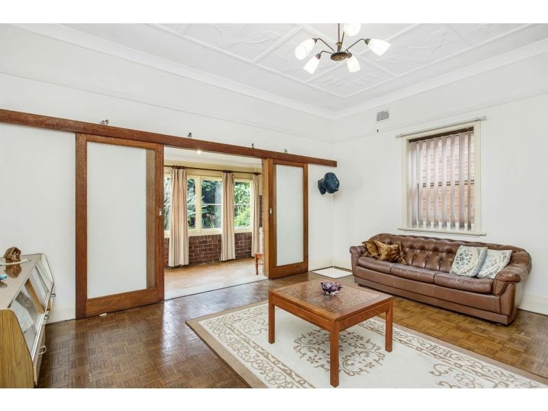 90 Bowden Street, Ryde NSW 2112
