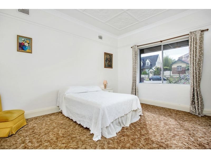 90 Bowden Street, Ryde NSW 2112