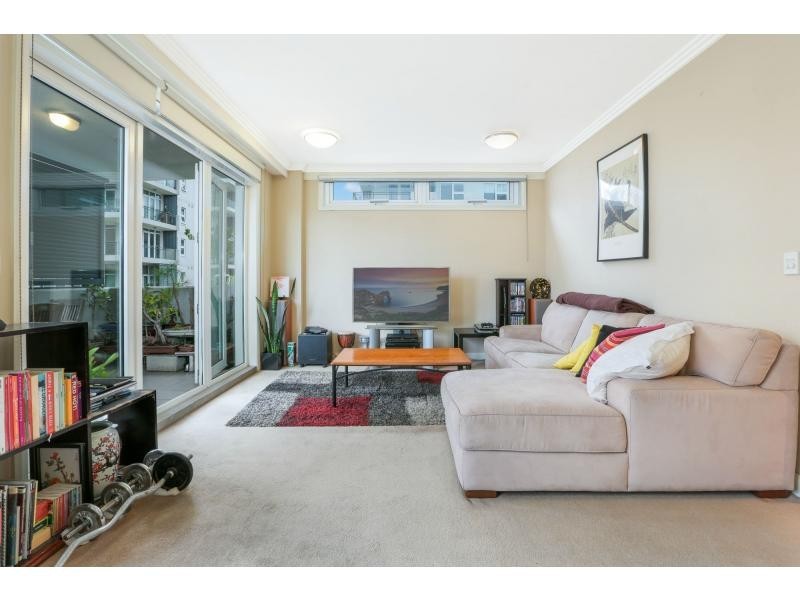 18/1 Bay Drive, Meadowbank NSW 2114