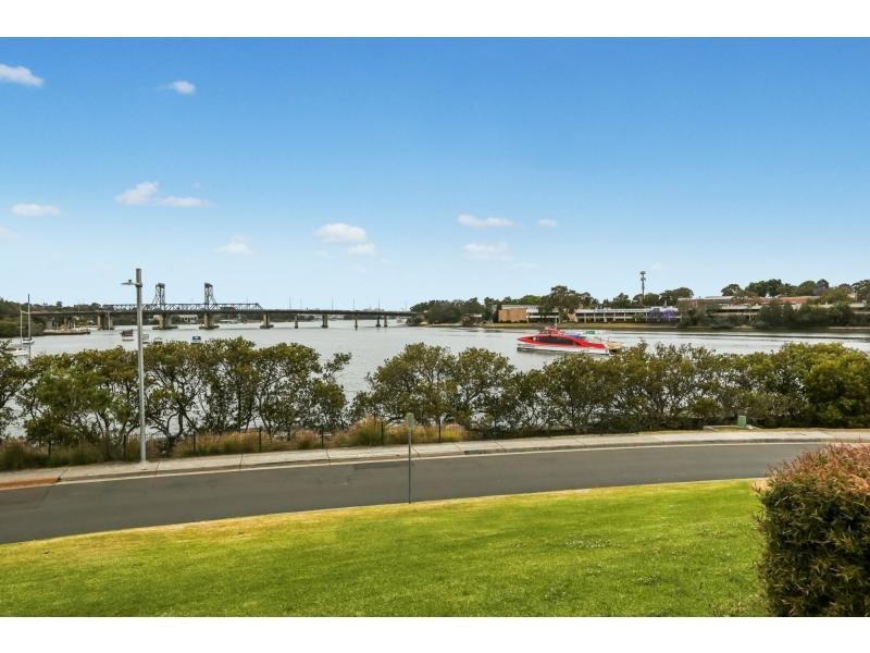 18/1 Bay Drive, Meadowbank NSW 2114