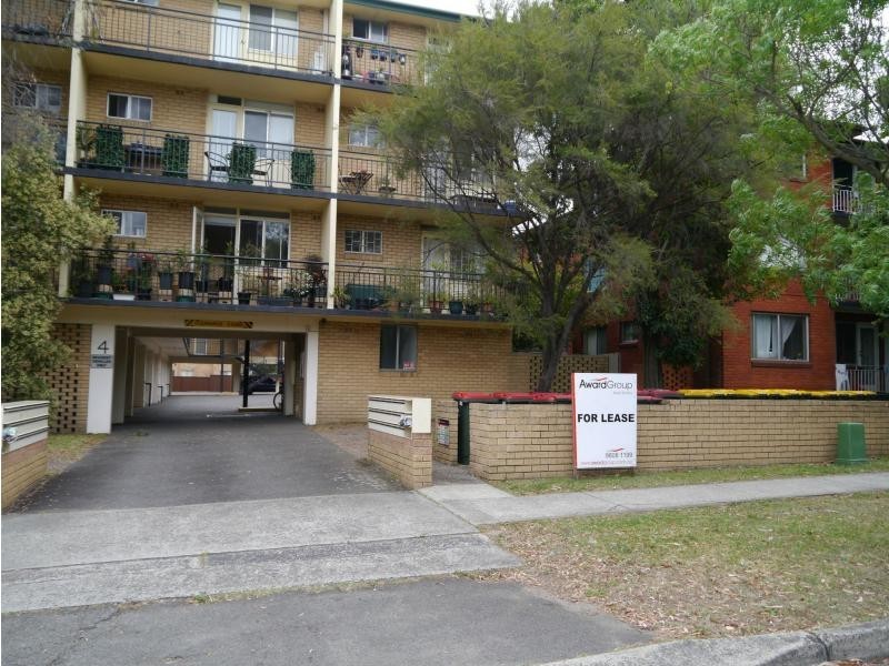 Unit 13/4 Bank Street, Meadowbank NSW 2114