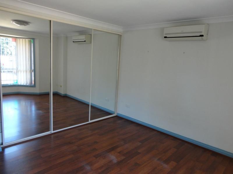 6/10-12 Rickard Street, Merrylands NSW 2160