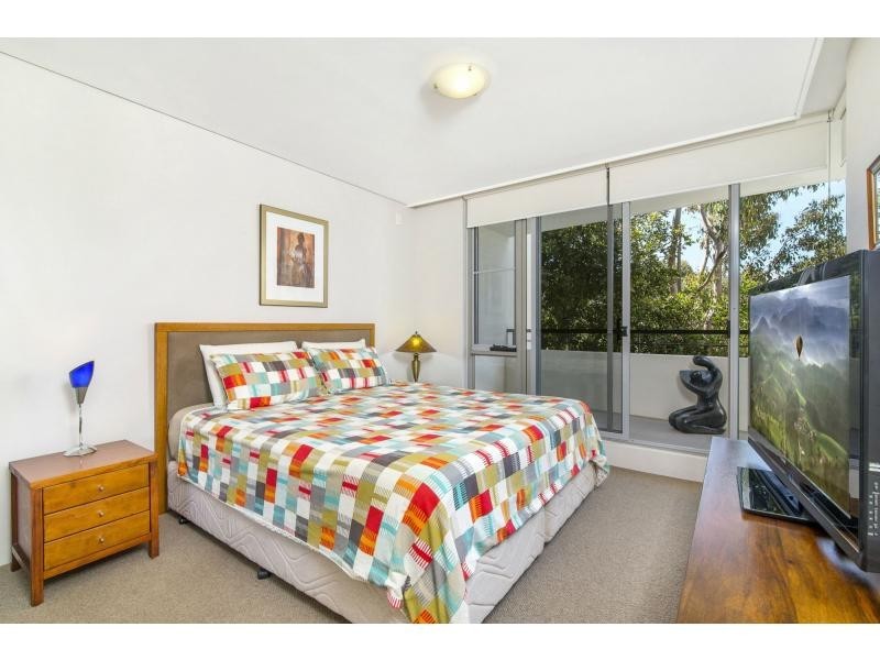 4/9 Blaxland Avenue, Newington NSW 2127