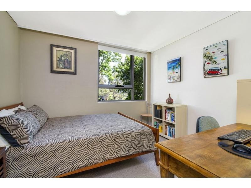 4/9 Blaxland Avenue, Newington NSW 2127