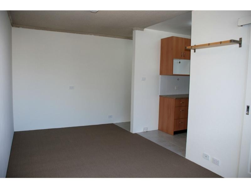 Unit 1/4 Bank Street, Meadowbank NSW 2114