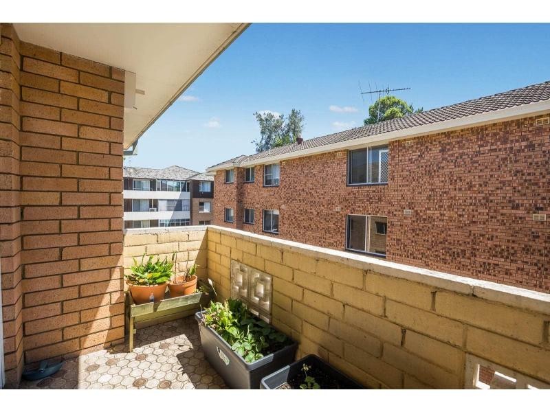 6/11 Riverview Street, West Ryde NSW 2114