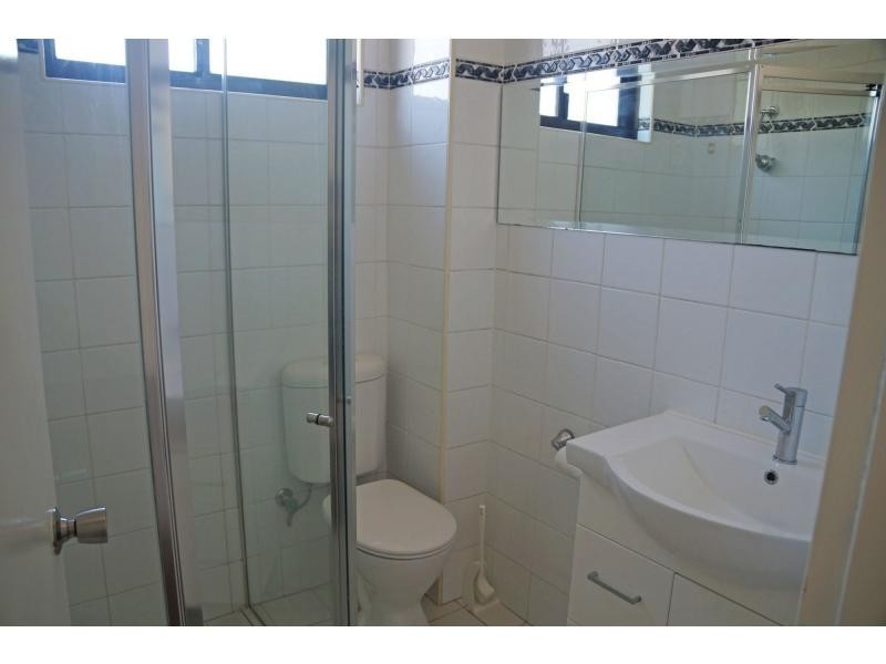 7/6A Bank Street, Meadowbank NSW 2114