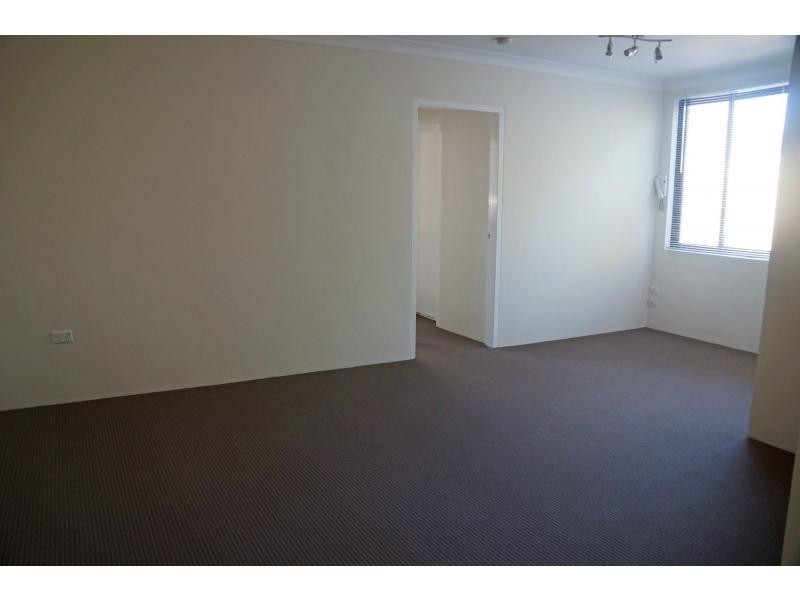 7/6A Bank Street, Meadowbank NSW 2114