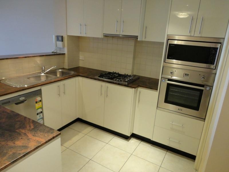 62/141 Bowden Street, Meadowbank NSW 2114