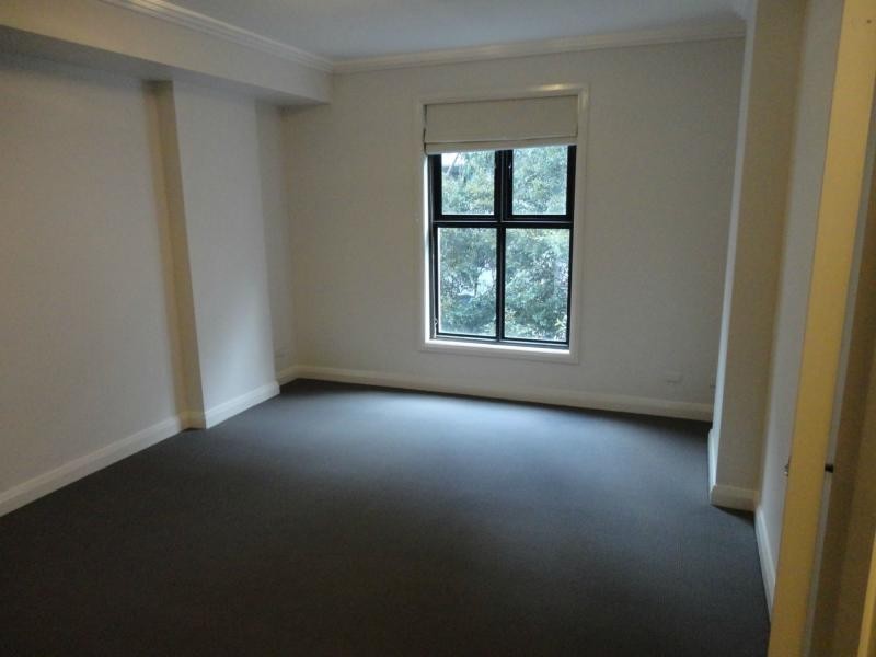 62/141 Bowden Street, Meadowbank NSW 2114