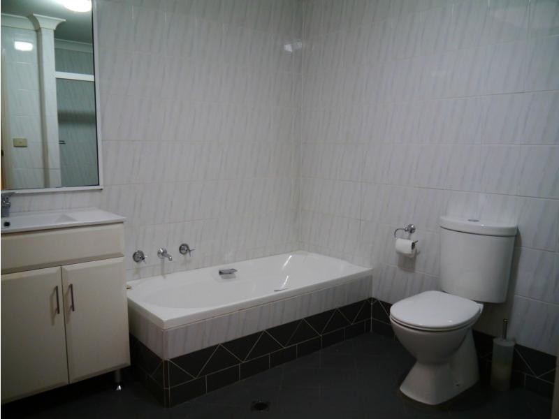 Villa 11/44 Thomas Street, Parramatta NSW 2150