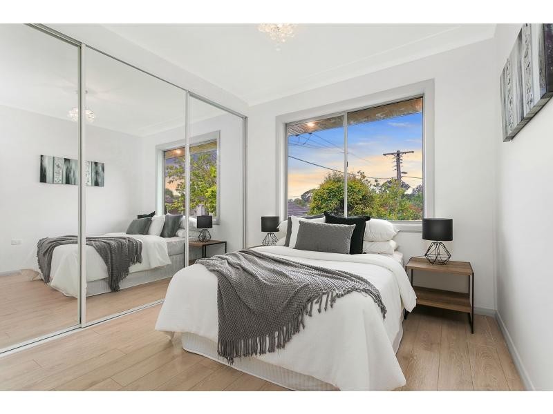 4 Cook Place, Lalor Park NSW 2147