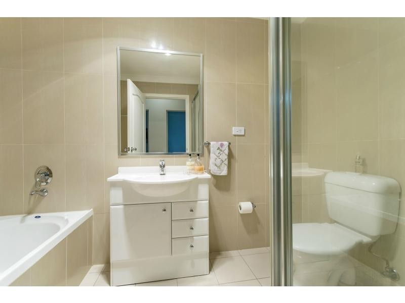 Duplex 4/2 Crowley Crescent, Melrose Park NSW 2114