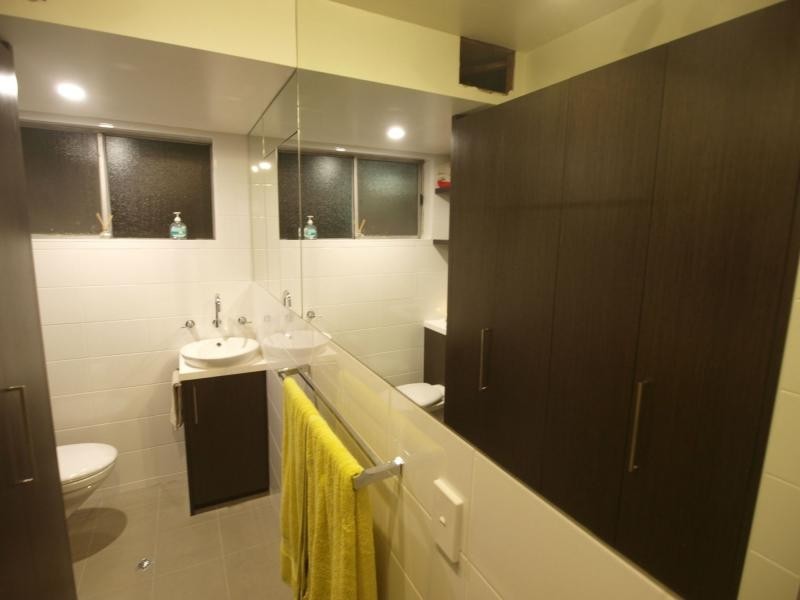 Unit 2/15 Bank Street, Meadowbank NSW 2114