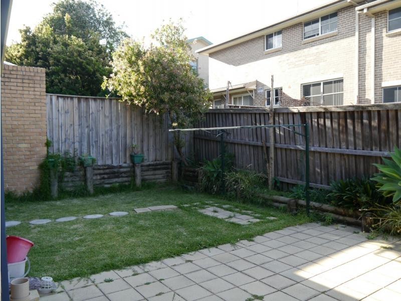 34/18-20 Pearce Street, Baulkham Hills NSW 2153