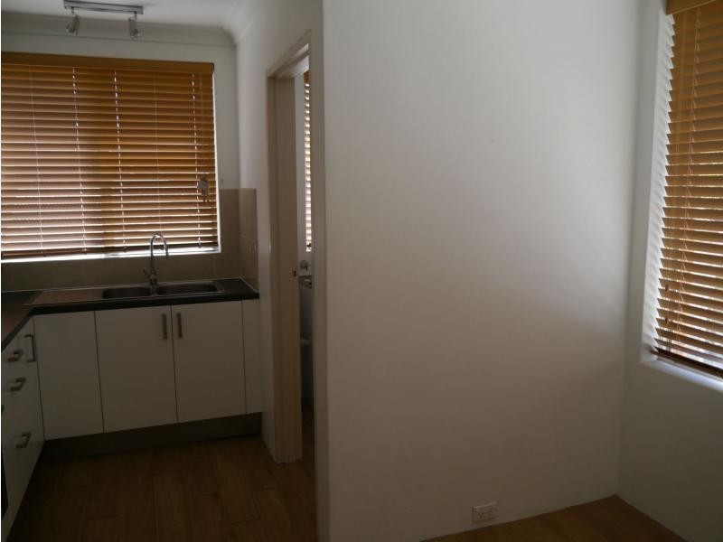 3/30 Meadow Crescent, Meadowbank NSW 2114