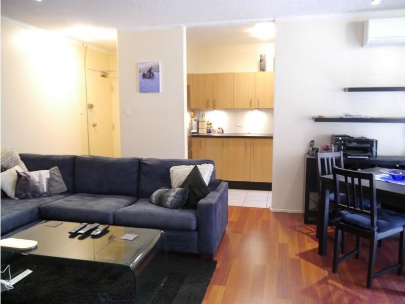 10/19 Meadow Crescent, Meadowbank NSW 2114